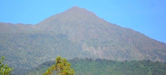 Mount Meru - Mountain Hiking Tanzania - Arusha National Park